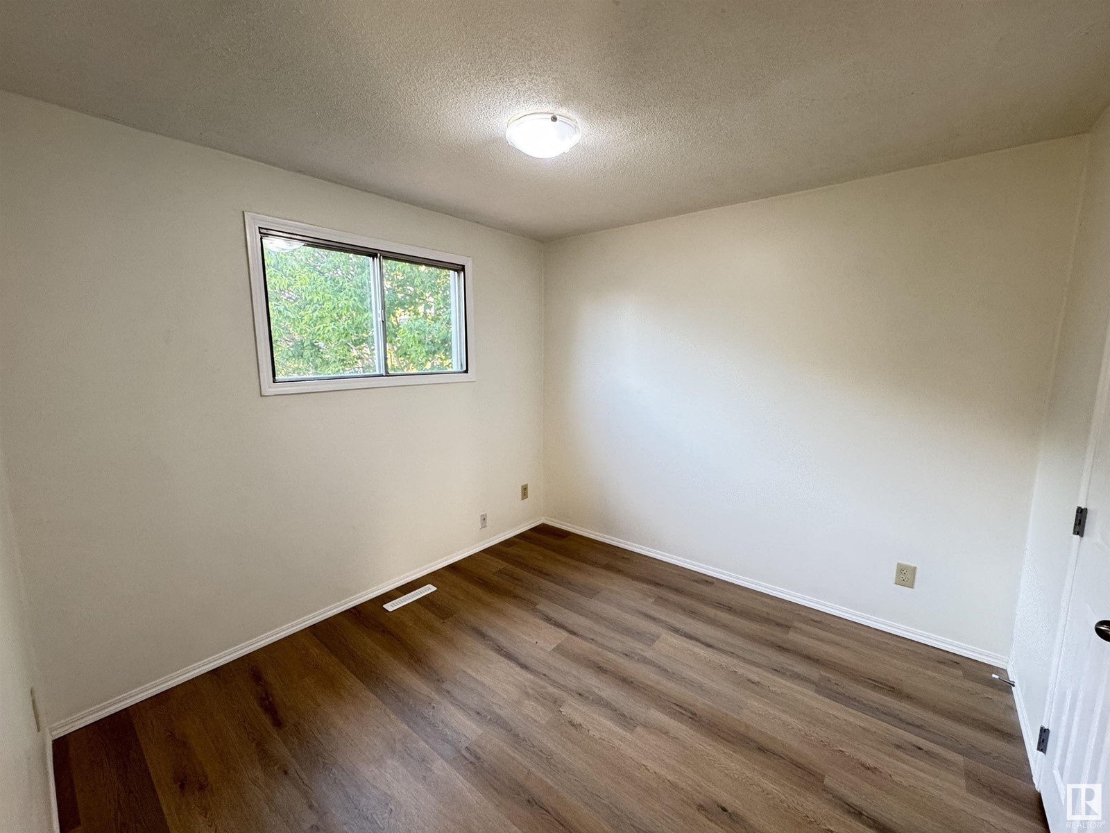13140 65 St Nw Nw, Edmonton, Alberta  T5A 1A3 - Photo 13 - E4440383