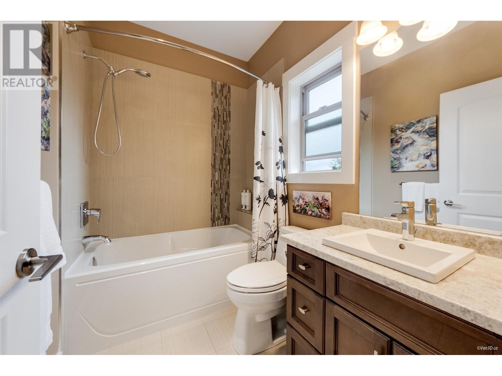 746 Upper Crescent, Squamish, British Columbia  V8E 0V7 - Photo 29 - R3009069