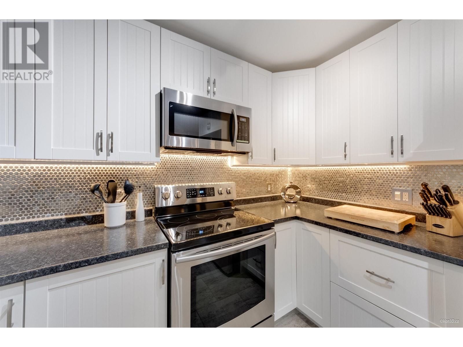 746 Upper Crescent, Squamish, British Columbia  V8E 0V7 - Photo 31 - R3009069
