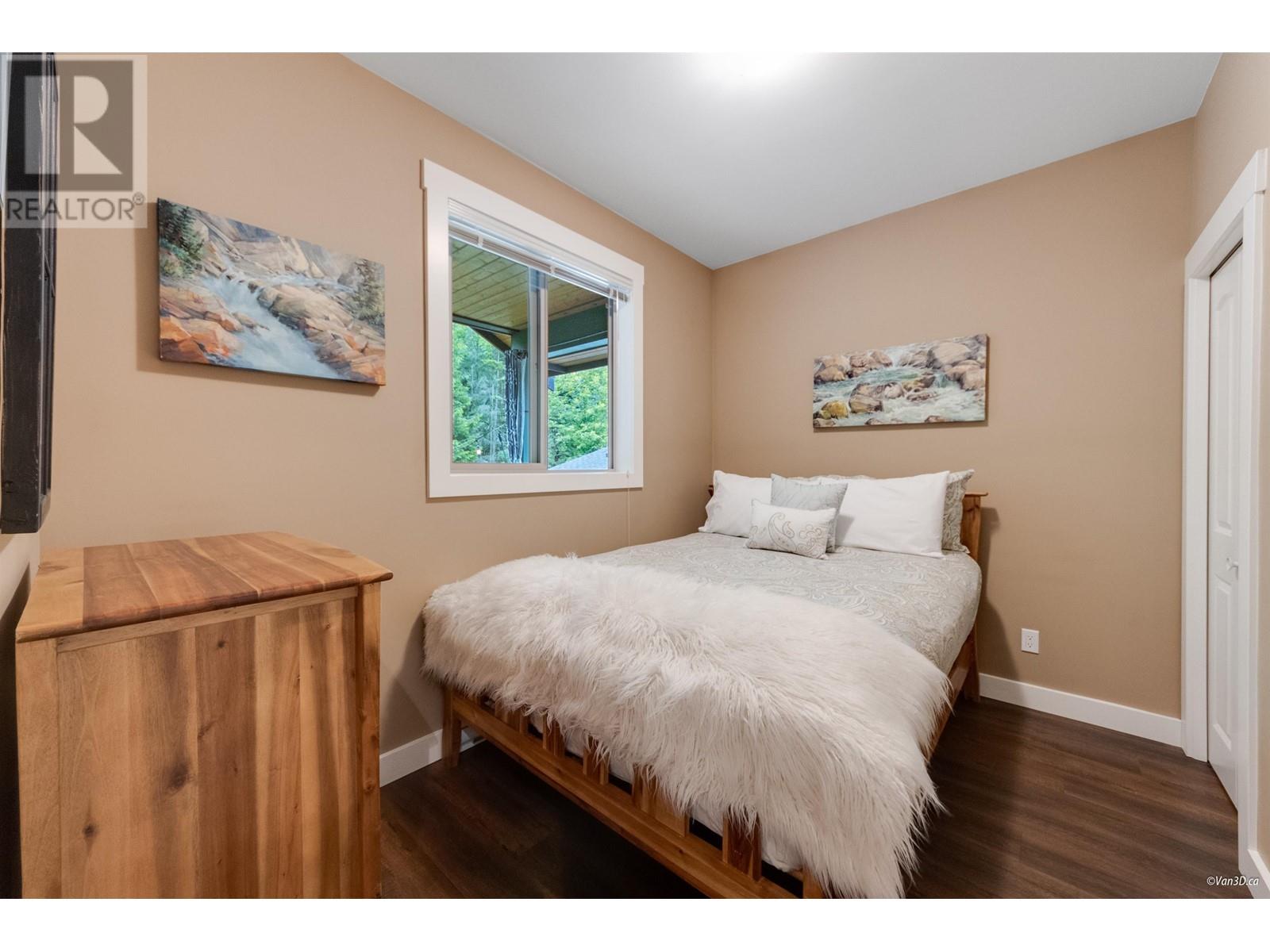 746 Upper Crescent, Squamish, British Columbia  V8E 0V7 - Photo 21 - R3009069