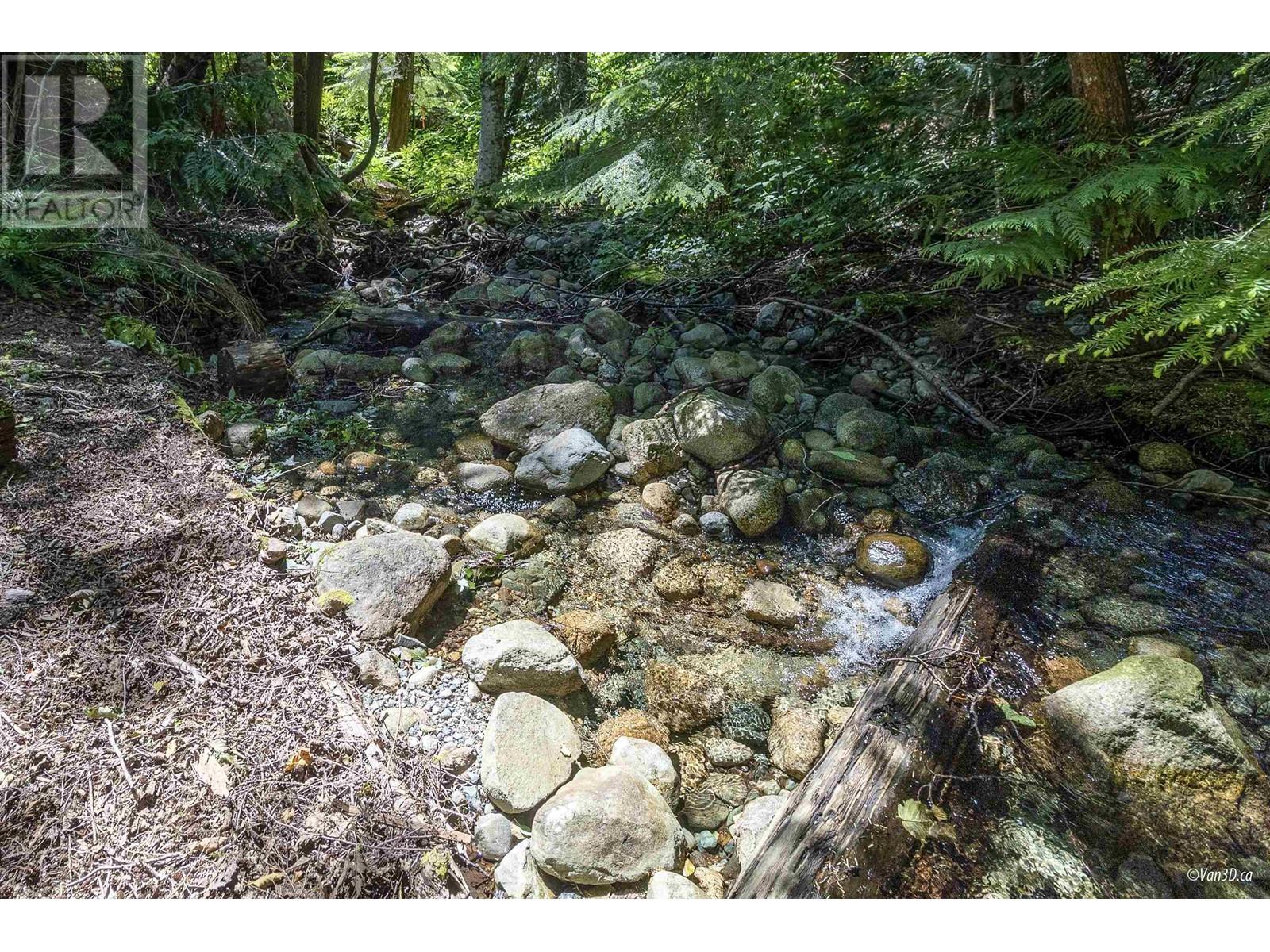 746 Upper Crescent, Squamish, British Columbia  V8E 0V7 - Photo 30 - R3009069