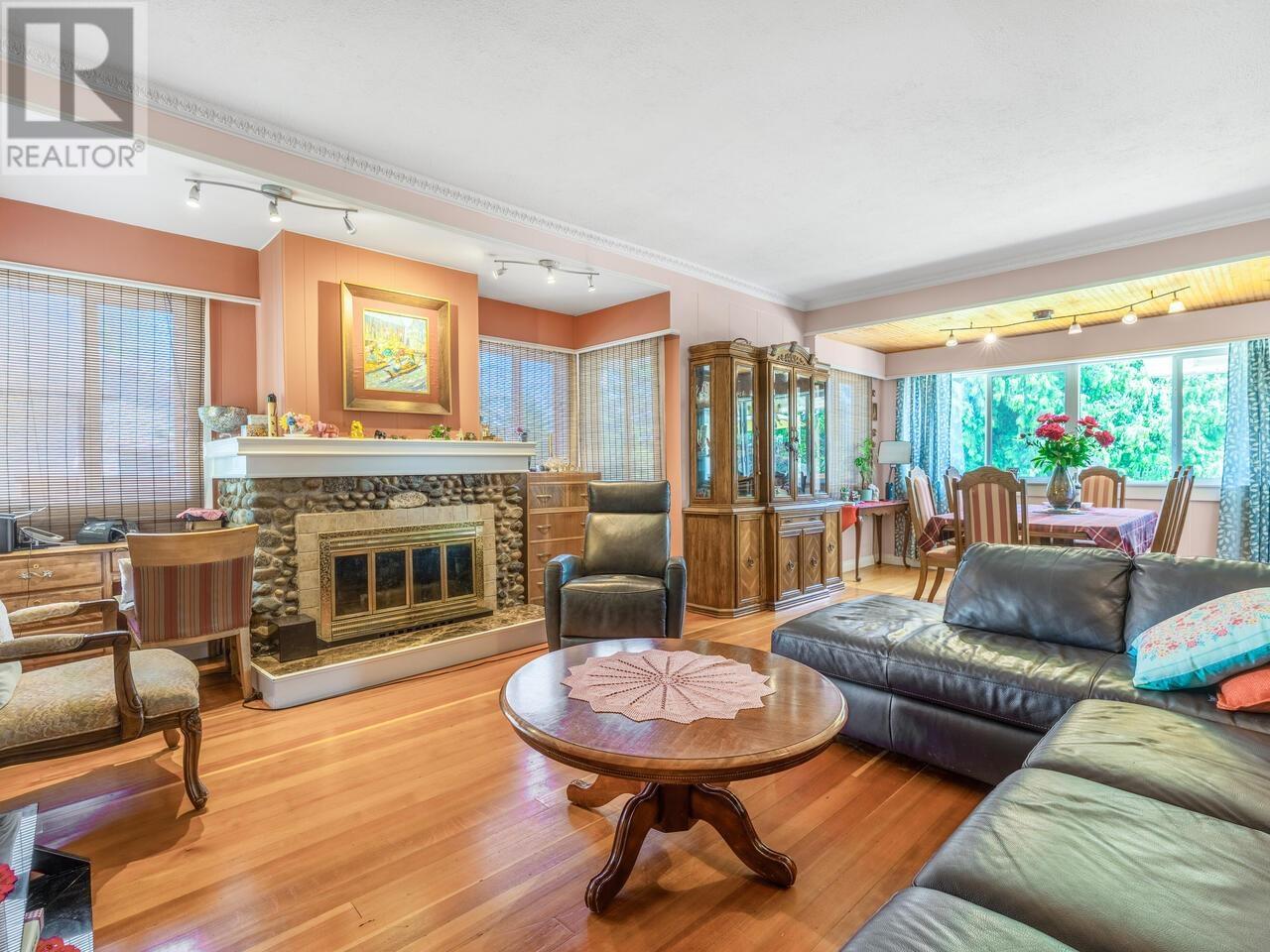 Property at 1504 EIGHTH AVENUE image 5