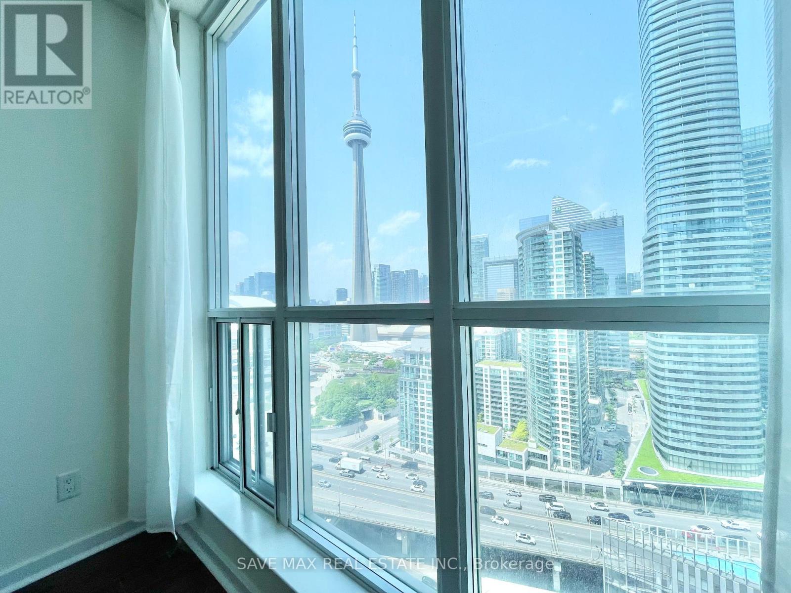 2612 - 208 Queens Quay W, Toronto (Waterfront Communities), Ontario  M5J 2Y5 - Photo 2 - C12197021