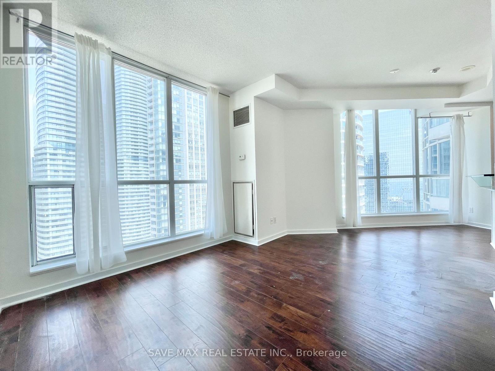 2612 - 208 Queens Quay W, Toronto (Waterfront Communities), Ontario  M5J 2Y5 - Photo 5 - C12197021