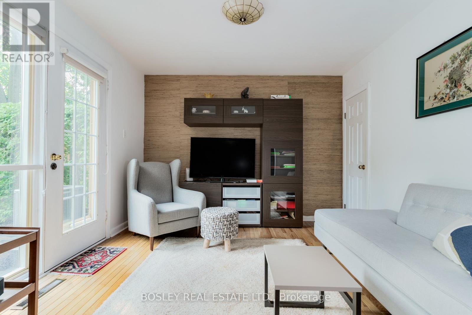 68 Cottonwood Drive, Toronto, Ontario  M3C 2B4 - Photo 10 - C12197027
