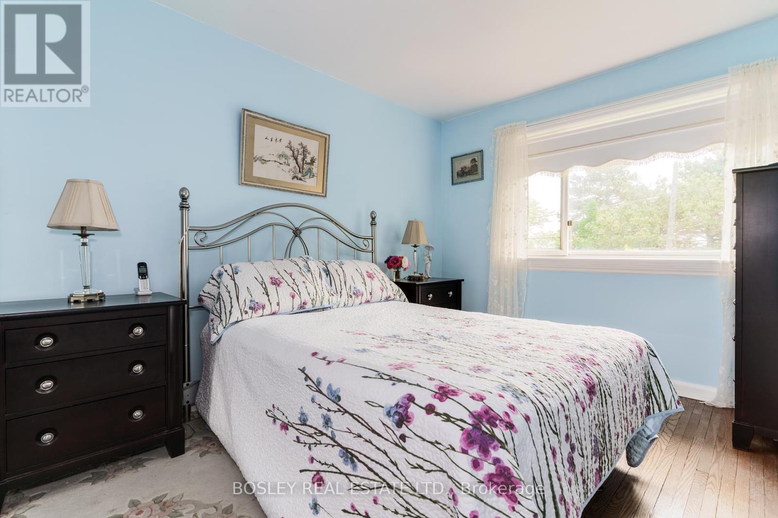 68 Cottonwood Drive, Toronto, Ontario  M3C 2B4 - Photo 14 - C12197027