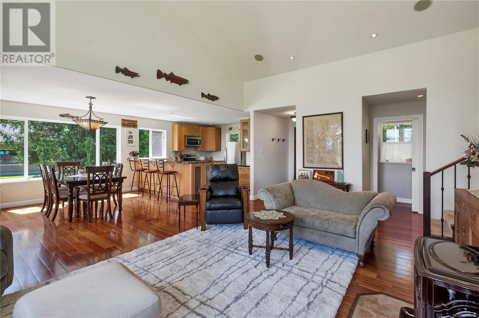 620 Valpy Rd, Quadra Island, British Columbia  V0P 1H0 - Photo 14 - 1002337