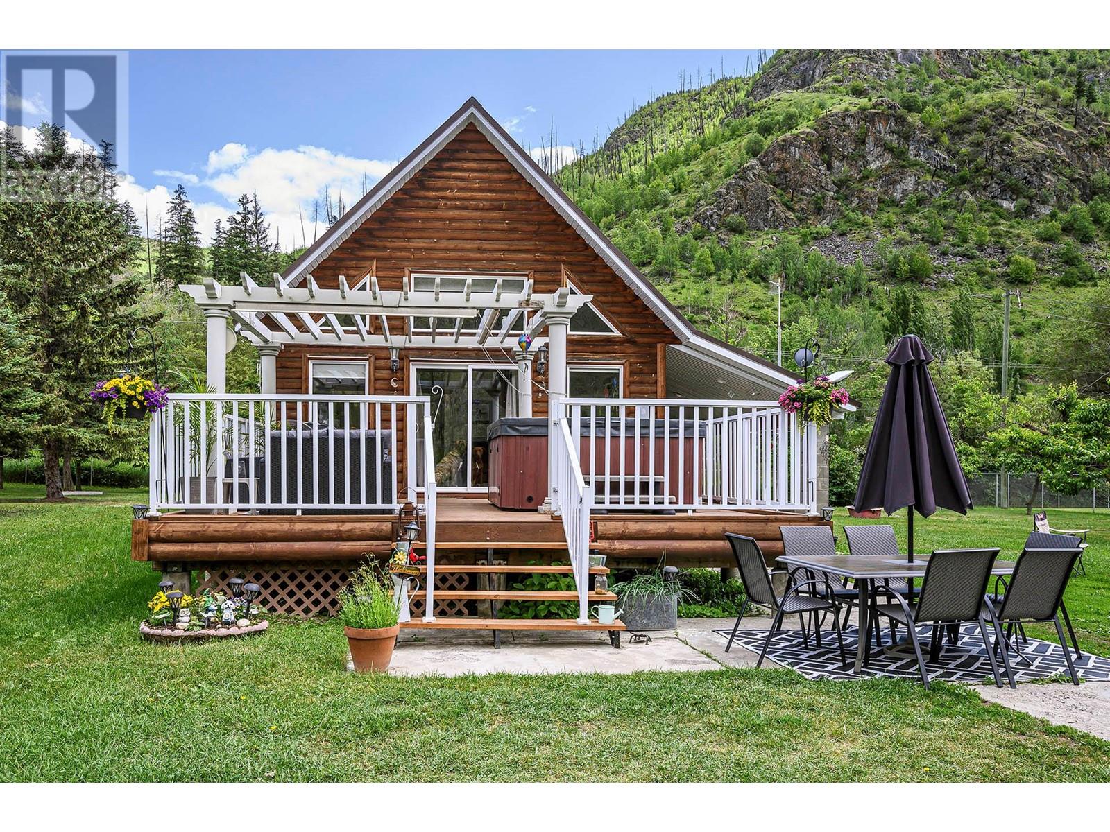 3215 Yellowhead Highway, Barriere, British Columbia  V0E 2E0 - Photo 45 - 10342580