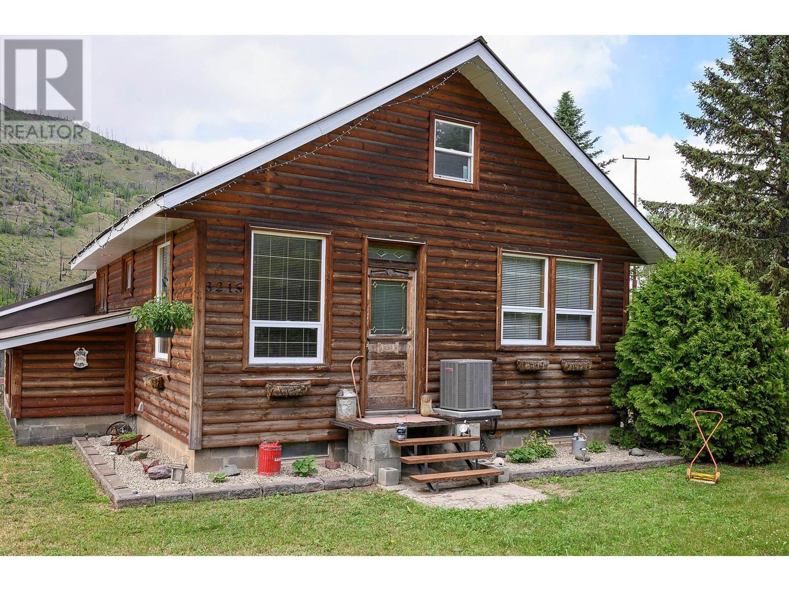 3215 Yellowhead Highway, Barriere, British Columbia  V0E 2E0 - Photo 46 - 10342580
