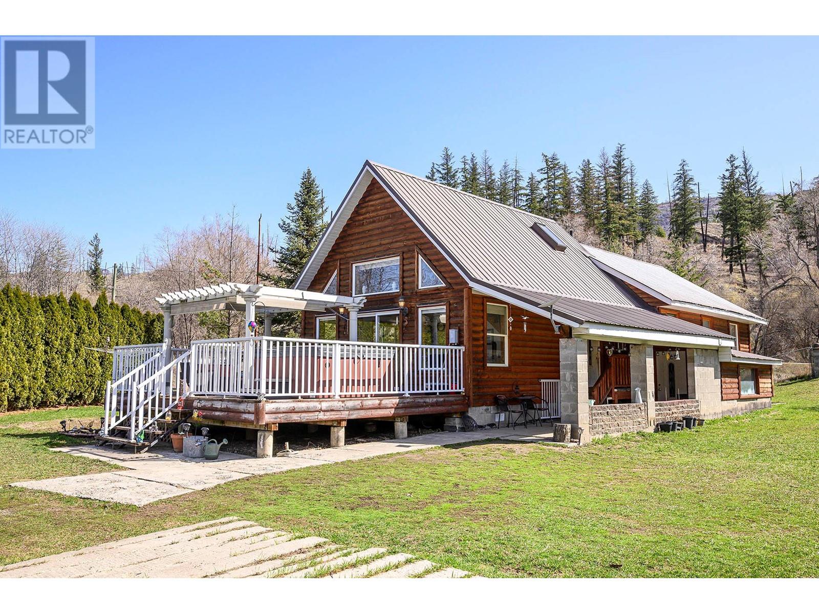 3215 Yellowhead Highway, Barriere, British Columbia  V0E 2E0 - Photo 47 - 10342580