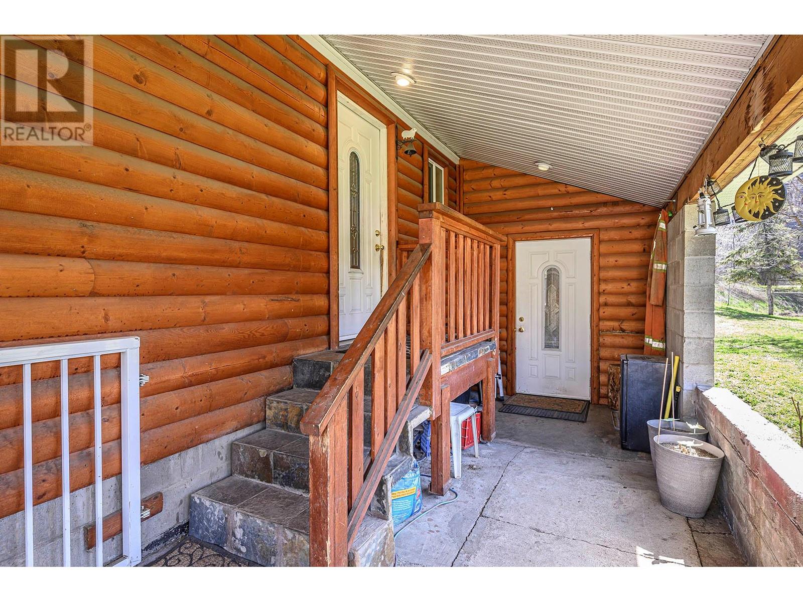 3215 Yellowhead Highway, Barriere, British Columbia  V0E 2E0 - Photo 55 - 10342580