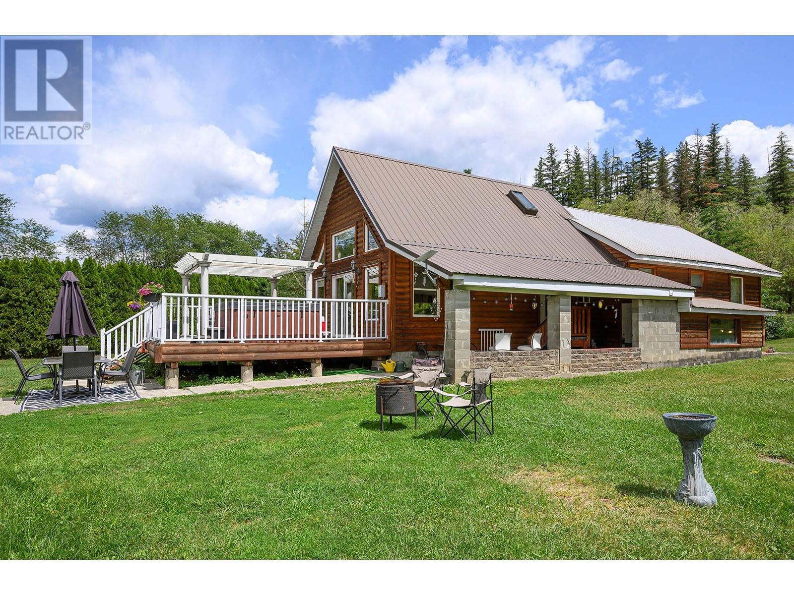 3215 Yellowhead Highway, Barriere, British Columbia  V0E 2E0 - Photo 61 - 10342580