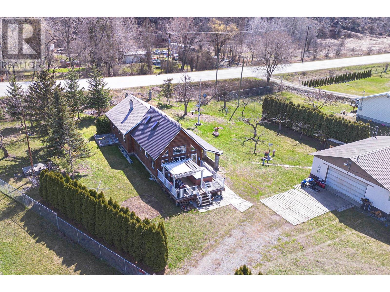 3215 Yellowhead Highway, Barriere, British Columbia  V0E 2E0 - Photo 68 - 10342580