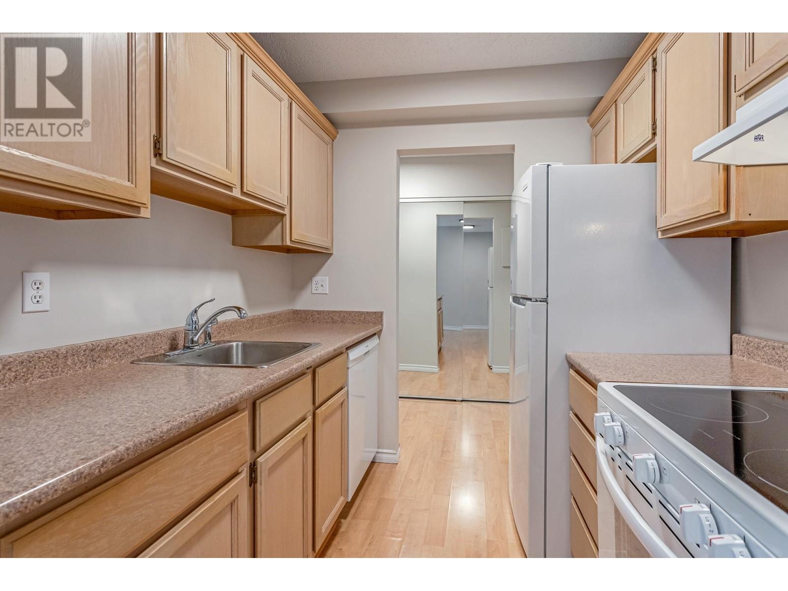 407 150 E 15th Street, North Vancouver, British Columbia  V7L 4N9 - Photo 10 - R3011022