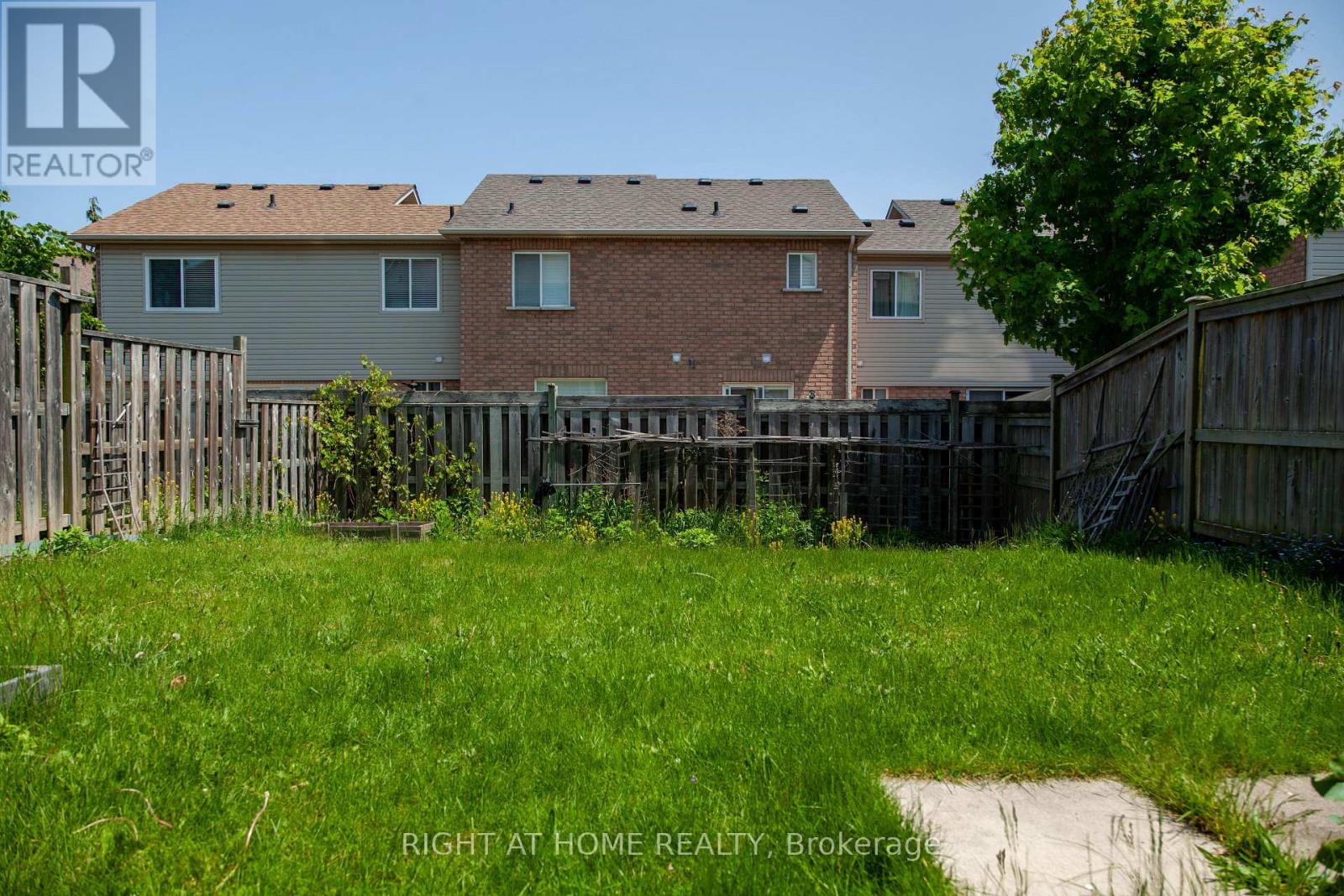 68 Trevino Circle, Barrie, Ontario  L4M 6T9 - Photo 16 - S12197018