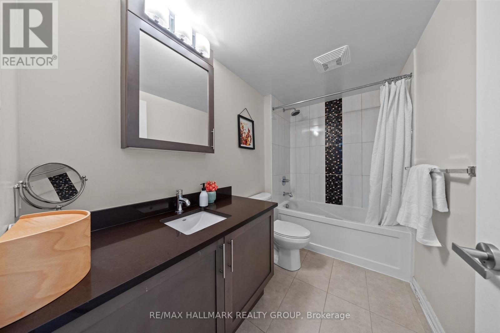 206 - 242 Rideau Street, Ottawa, Ontario  K1N 0B7 - Photo 25 - X12197059