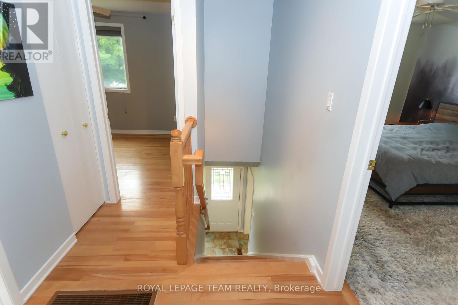 1613 Digby Street, Ottawa, Ontario  K1G 0P5 - Photo 27 - X12197062