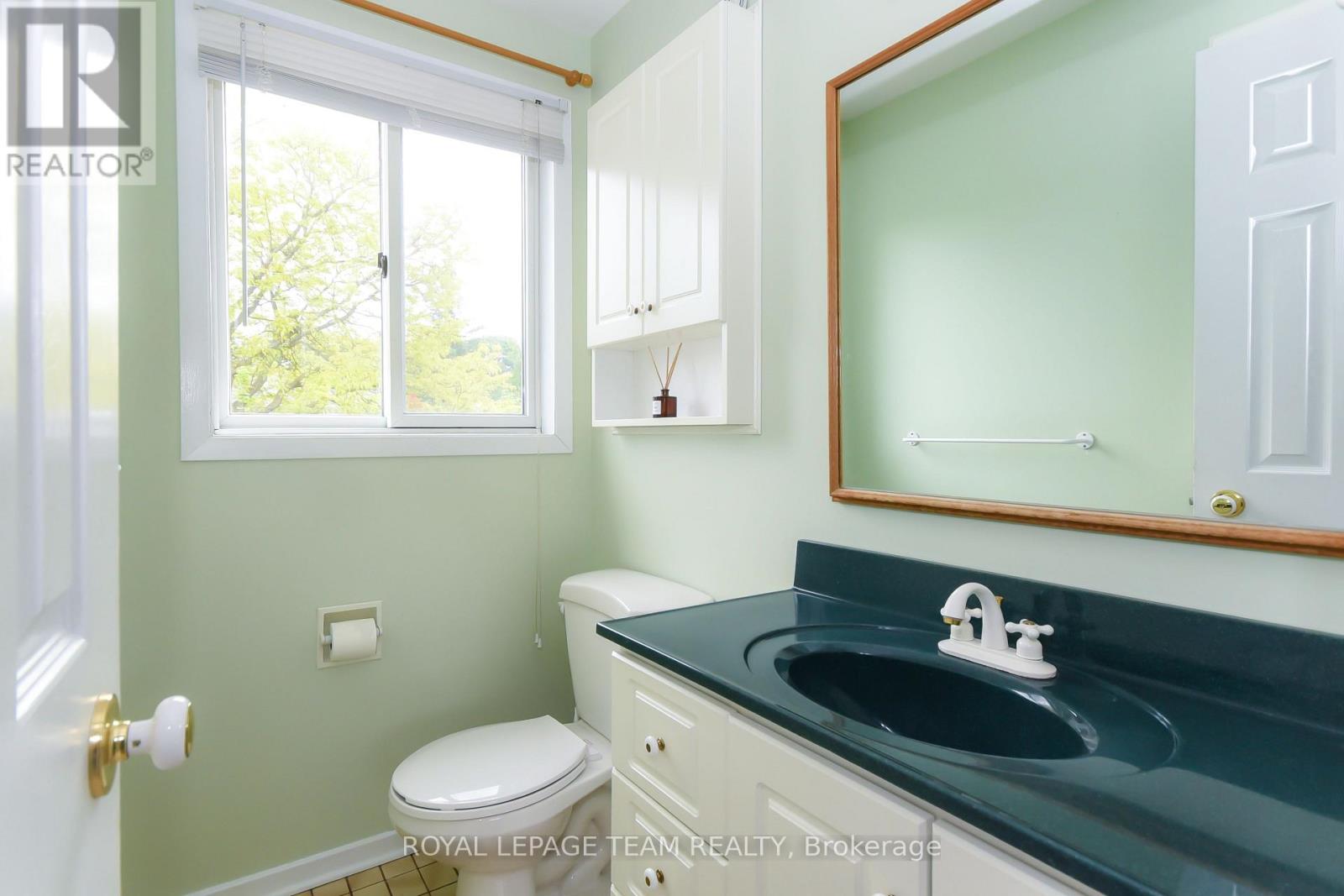 1613 Digby Street, Ottawa, Ontario  K1G 0P5 - Photo 31 - X12197062