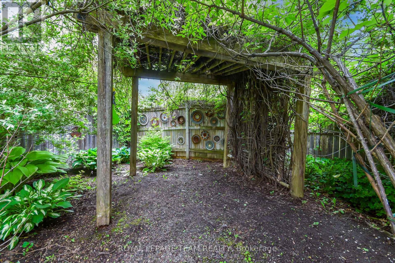 1613 Digby Street, Ottawa, Ontario  K1G 0P5 - Photo 50 - X12197062