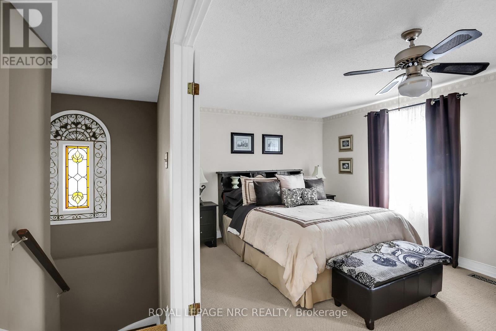 20 Glenashton Drive, Hamilton (Stoney Creek), Ontario  L8G 4G3 - Photo 14 - X12197079