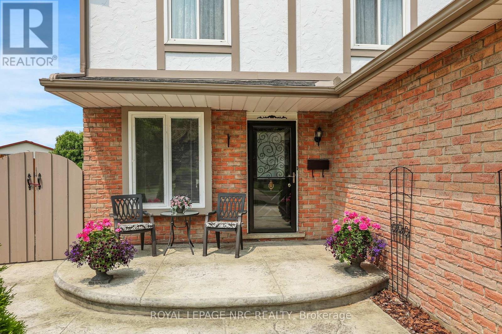 Property at 20 GLENASHTON DRIVE image 3
