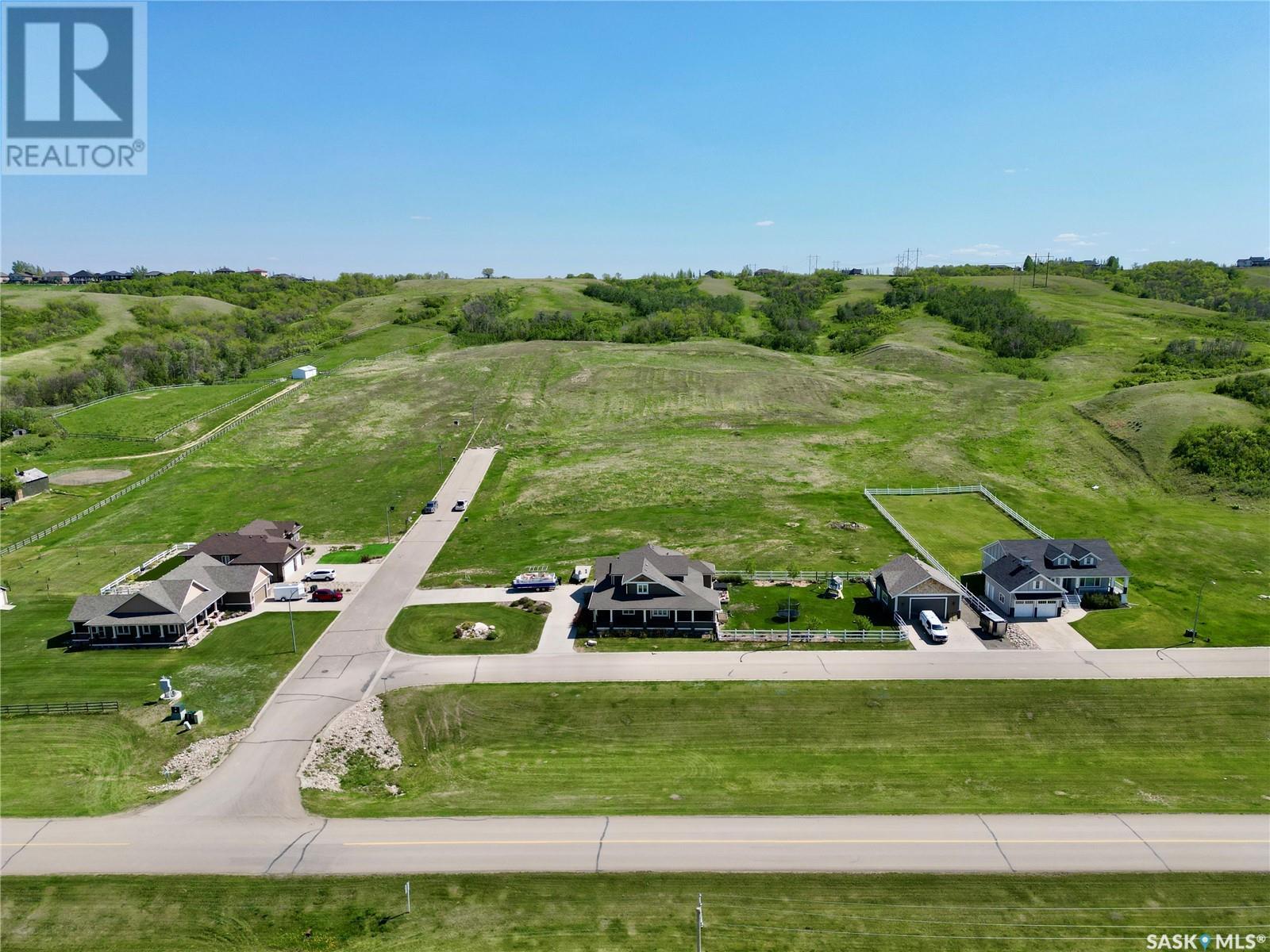 25 Palomino Drive, Lumsden, Saskatchewan  S0G 3C0 - Photo 2 - SK998321