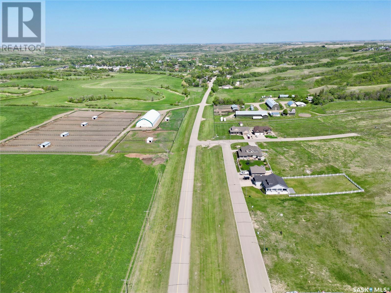 25 Palomino Drive, Lumsden, Saskatchewan  S0G 3C0 - Photo 4 - SK998321
