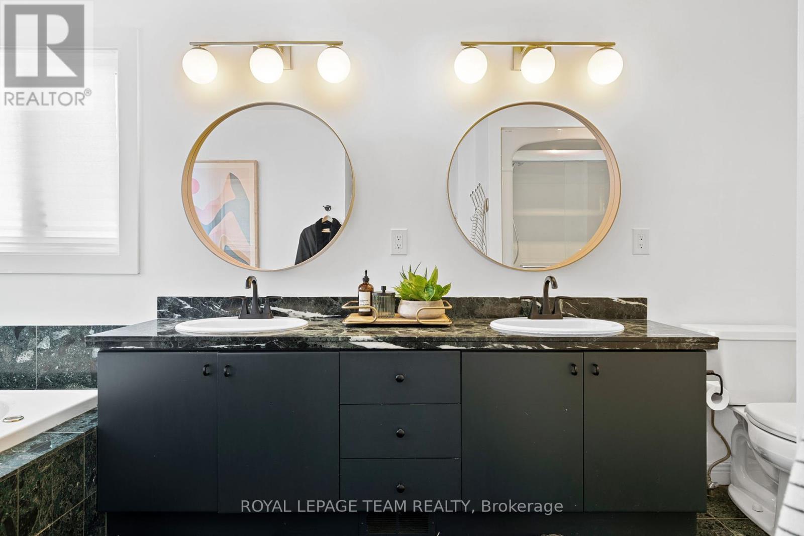 1317 Revell Drive, Ottawa, Ontario  K4M 1K8 - Photo 28 - X12114157