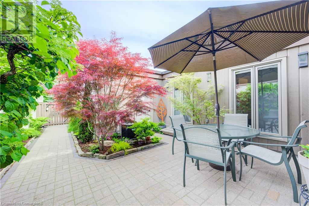 Property at 267 OLD POST Road image 5