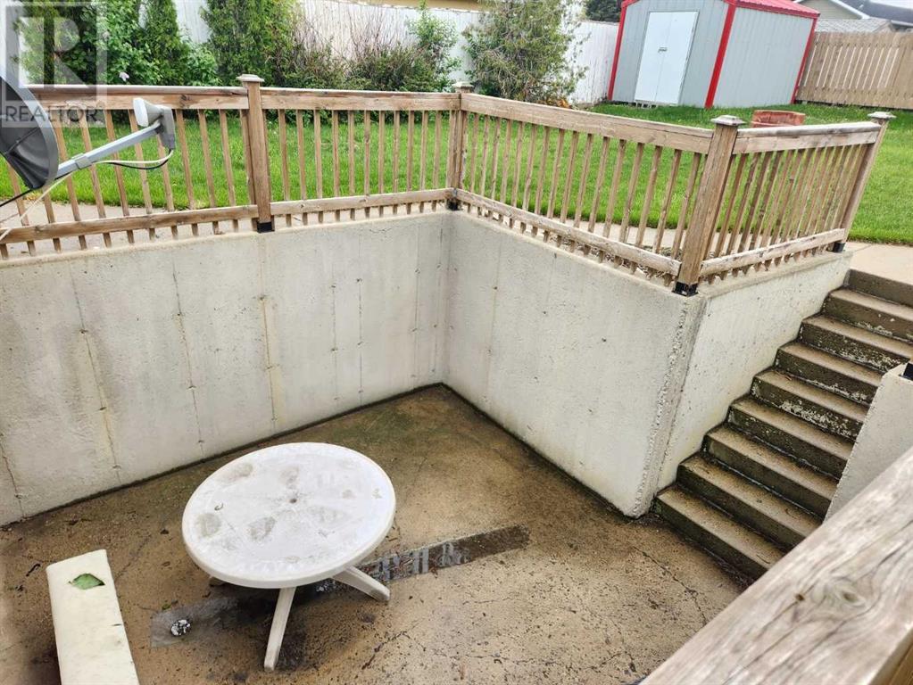 1112 44 Avenue N, Lethbridge, Alberta  T1H 6C3 - Photo 6 - A2223975