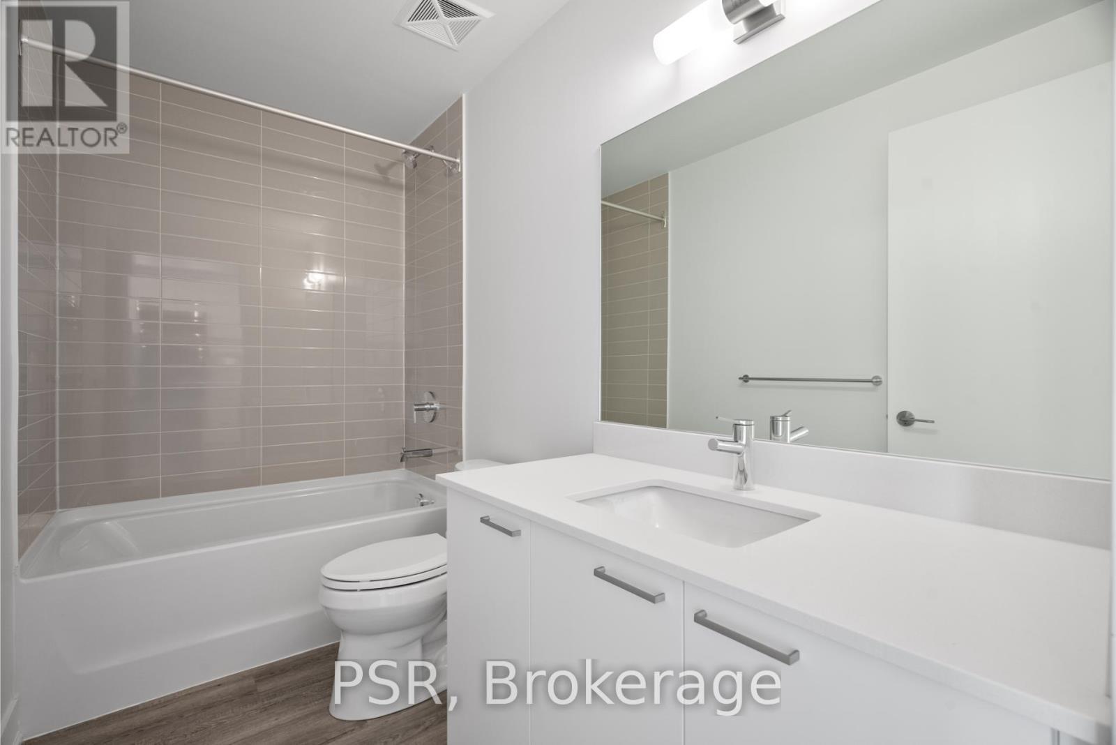 1002 - 200 Deerfield Road, Newmarket, Ontario  L3Y 0G8 - Photo 10 - N12197064
