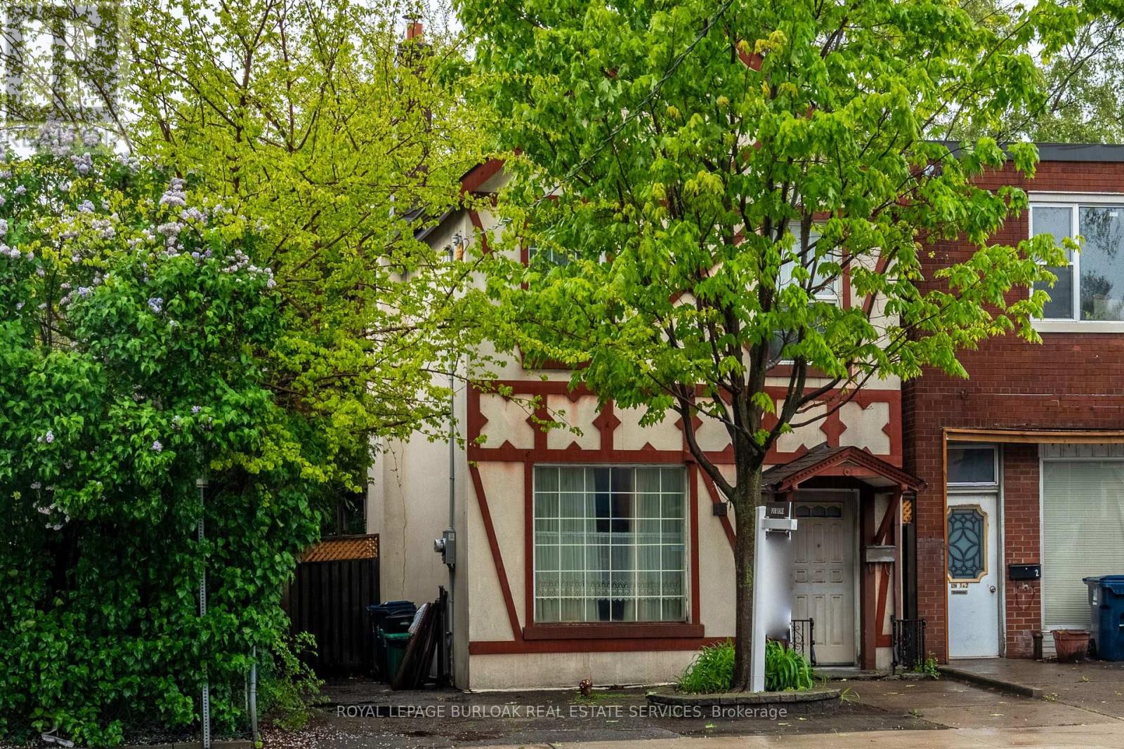 18 Scarlett Road, Toronto, Ontario  M6N 4K1 - Photo 2 - W12197069