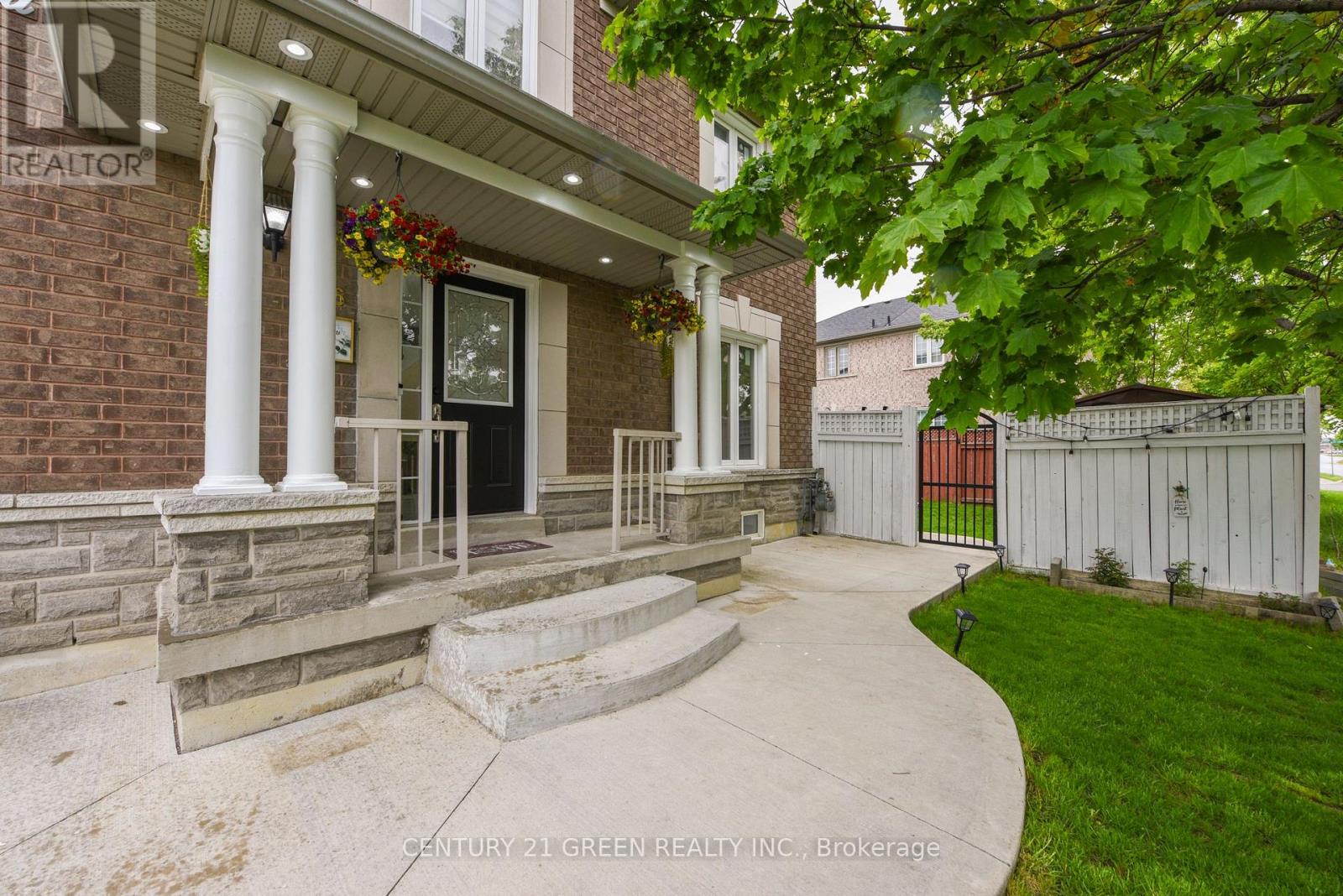 Upper - 116 Canada Goose Boulevard, Brampton, Ontario  L6R 2A4 - Photo 5 - W12197077