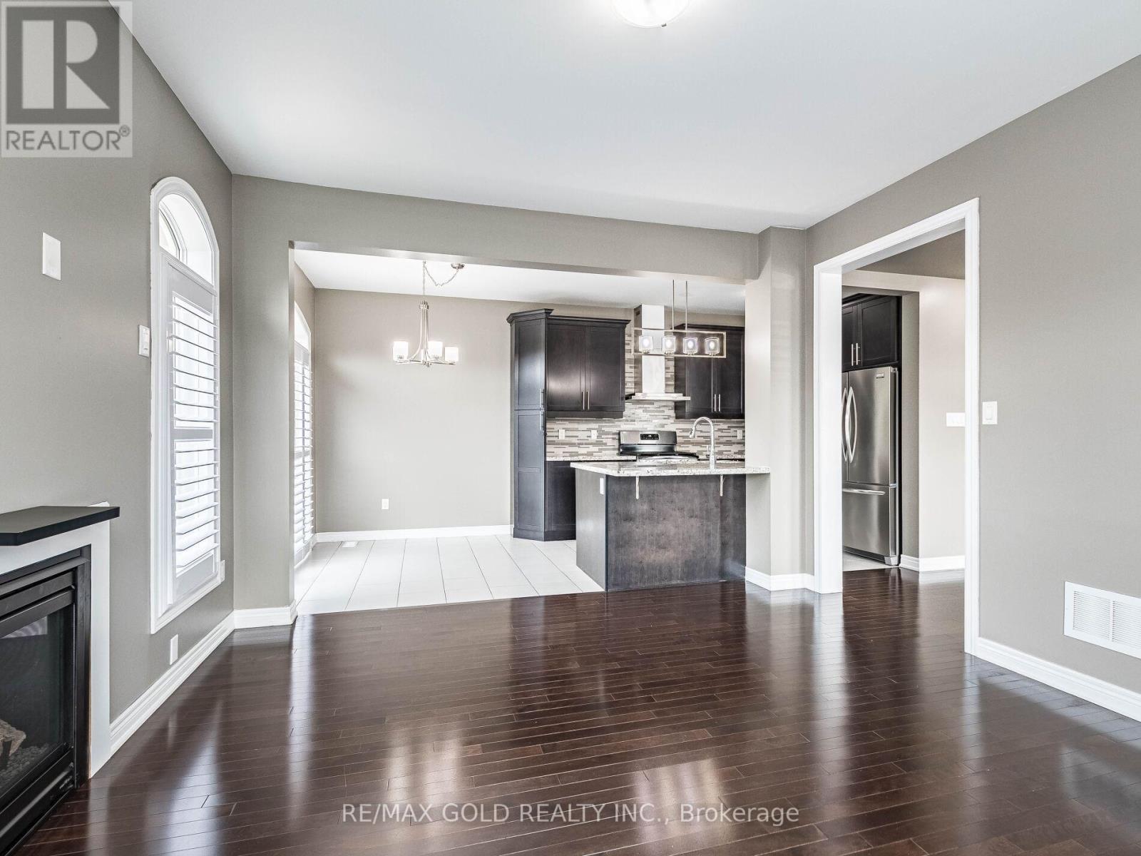 359 Robert Parkinson Drive, Brampton, Ontario  L7A 4C9 - Photo 14 - W12197080
