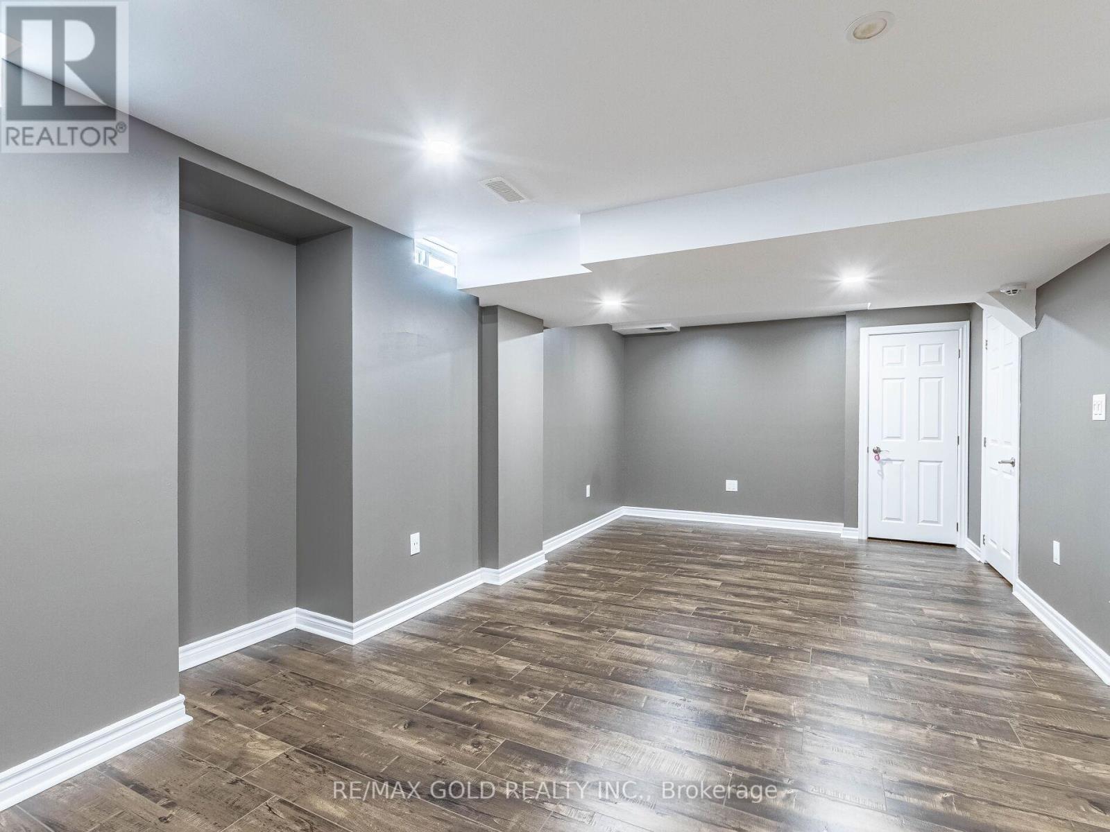 359 Robert Parkinson Drive, Brampton, Ontario  L7A 4C9 - Photo 45 - W12197080