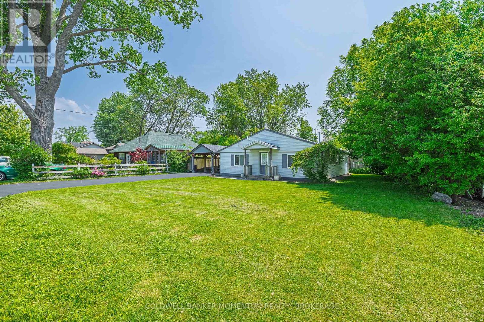 380 Washington Road, Fort Erie, Ontario  L2A 4K4 - Photo 5 - X12158028