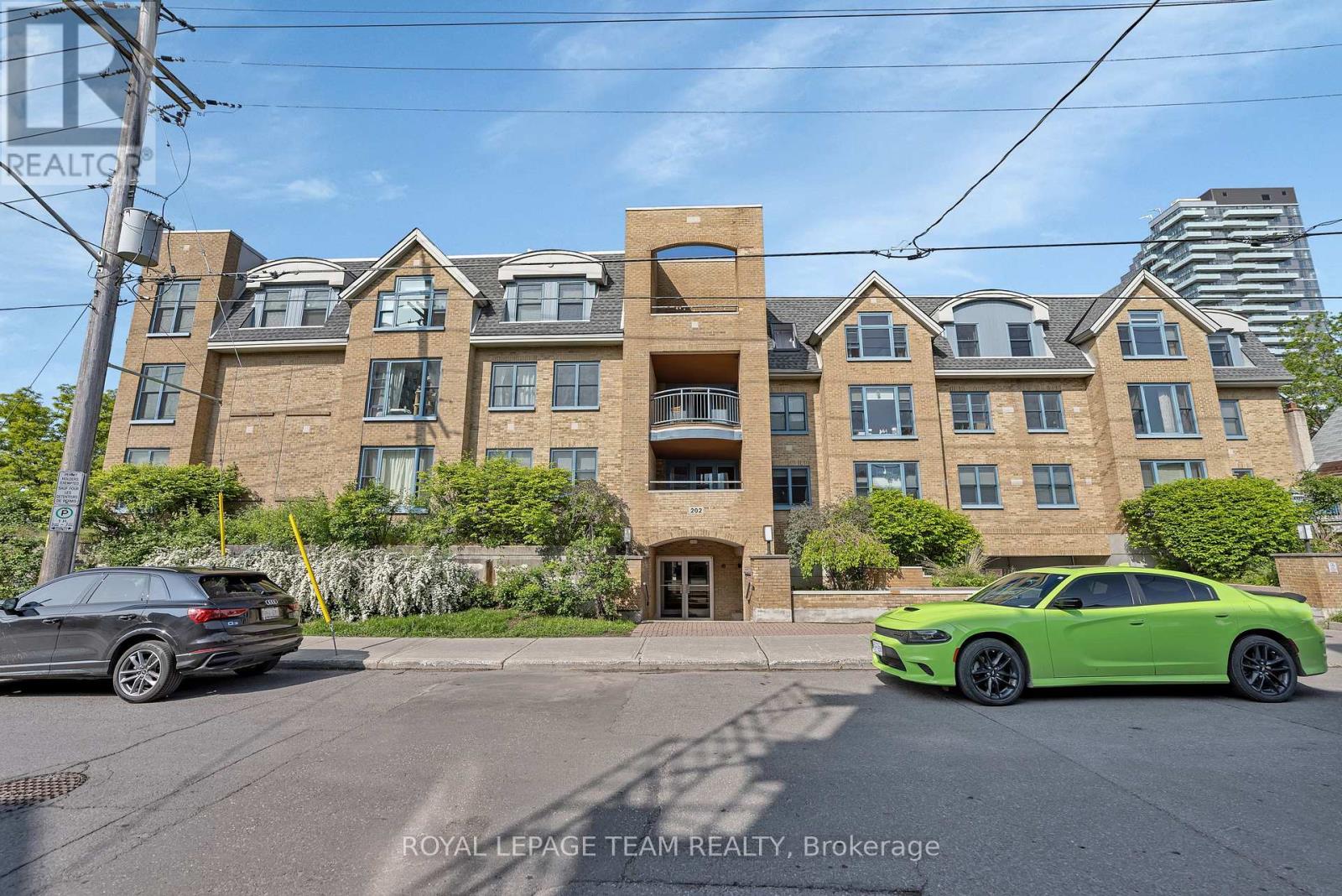 Property at 307 - 202 HINCHEY AVENUE image 3
