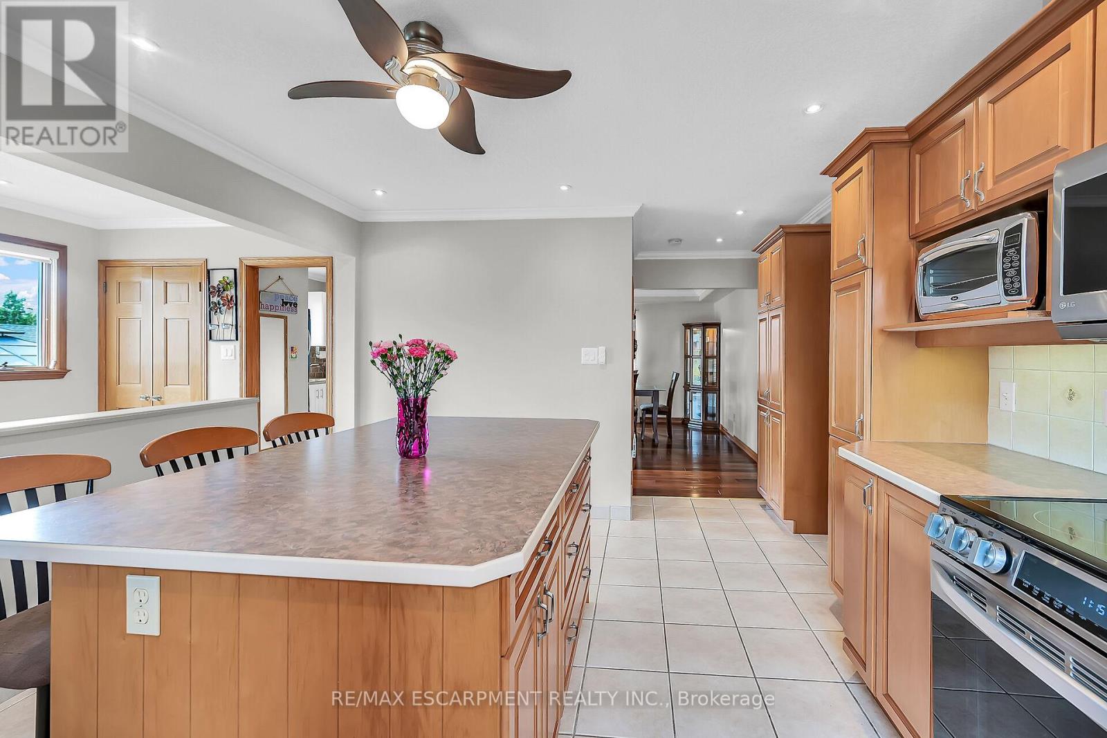 2352 Brinell Avenue, Burlington, Ontario  L7R 3P5 - Photo 13 - W12120693