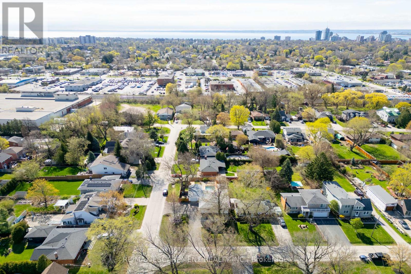 2352 Brinell Avenue, Burlington, Ontario  L7R 3P5 - Photo 45 - W12120693