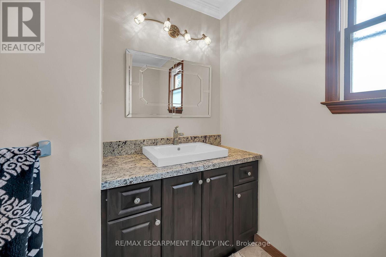 2352 Brinell Avenue, Burlington, Ontario  L7R 3P5 - Photo 29 - W12120693