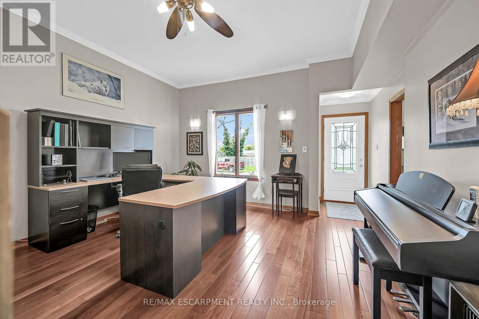 2352 Brinell Avenue, Burlington, Ontario  L7R 3P5 - Photo 9 - W12120693