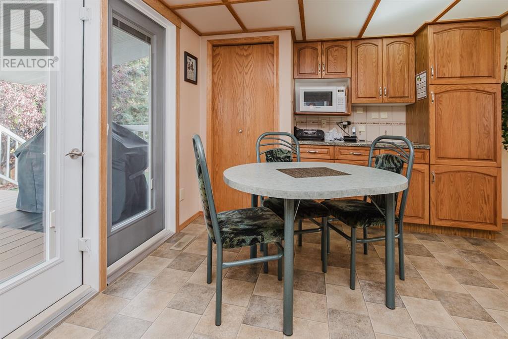 6210 39 Avenue, Stettler, Alberta  T4K 1G1 - Photo 11 - A2212339