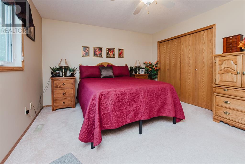 6210 39 Avenue, Stettler, Alberta  T4K 1G1 - Photo 15 - A2212339