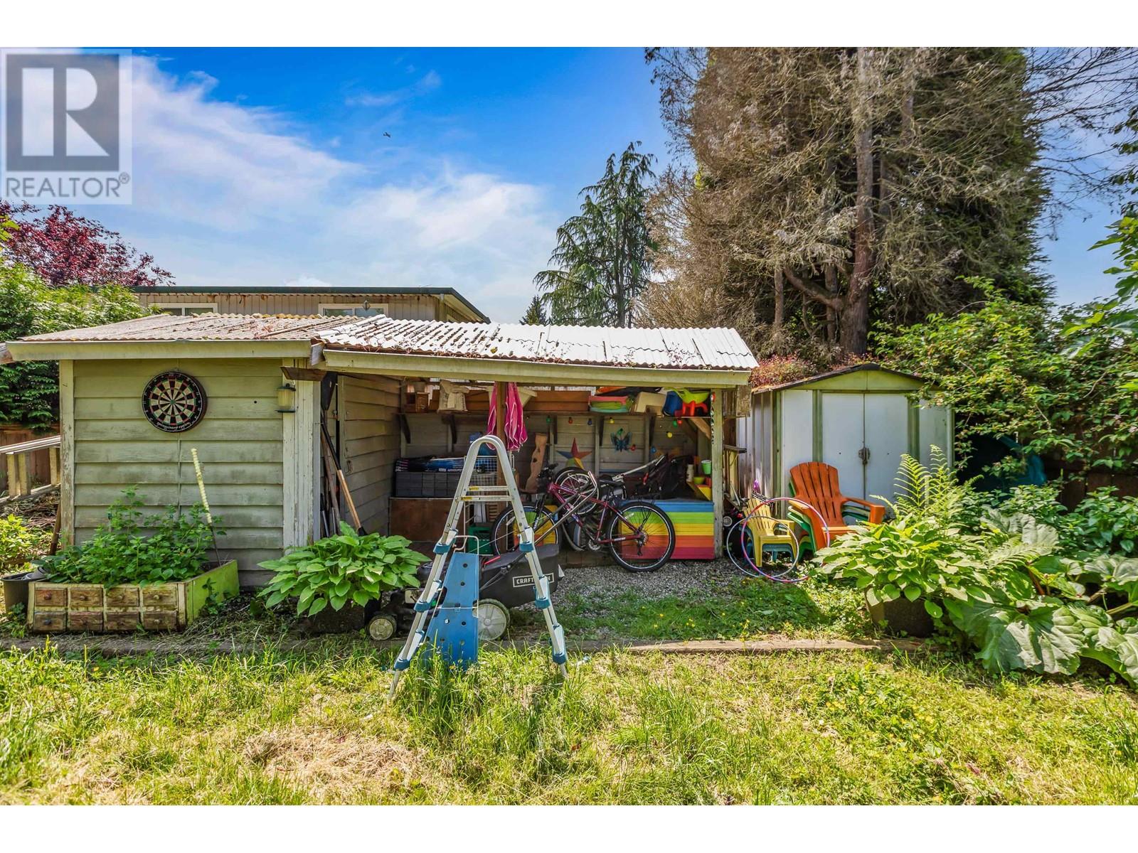 21158 River Road, Maple Ridge, British Columbia  V2X 2A3 - Photo 31 - R3011336