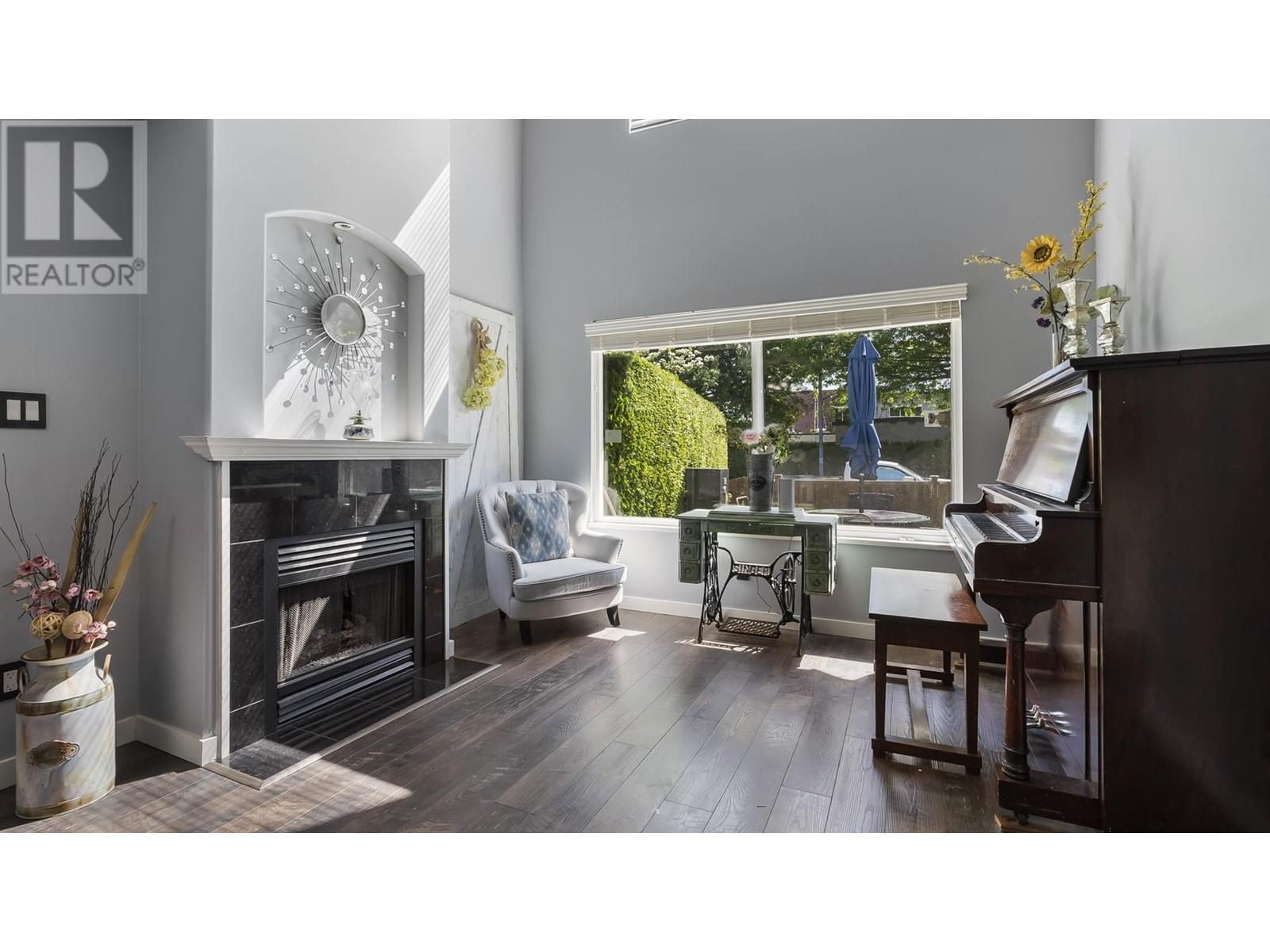 35 1370 Riverwood Gate, Port Coquitlam, British Columbia  V3B 7V7 - Photo 2 - R3011528