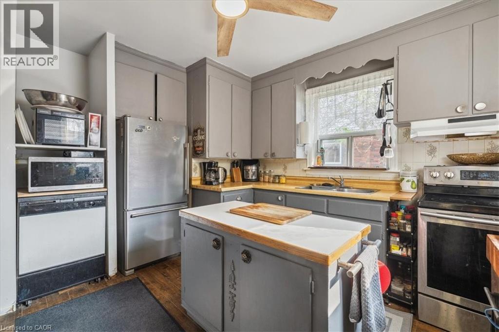 276 East 37th Street, Hamilton, Ontario  L8V 4B3 - Photo 15 - 40737741