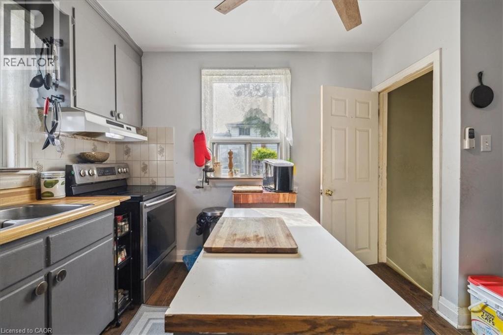 276 East 37th Street, Hamilton, Ontario  L8V 4B3 - Photo 16 - 40737741