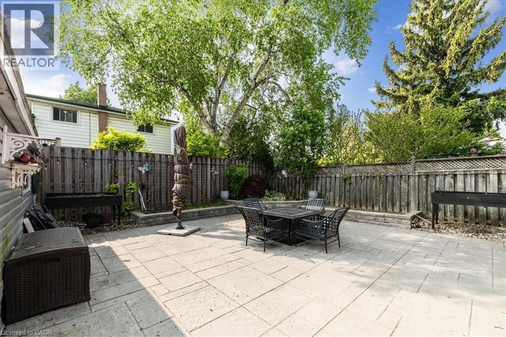 276 East 37th Street, Hamilton, Ontario  L8V 4B3 - Photo 27 - 40737741