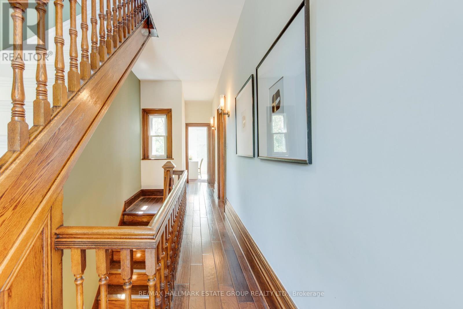 570 Indian Road, Toronto, Ontario  M6P 2C2 - Photo 18 - W12194700