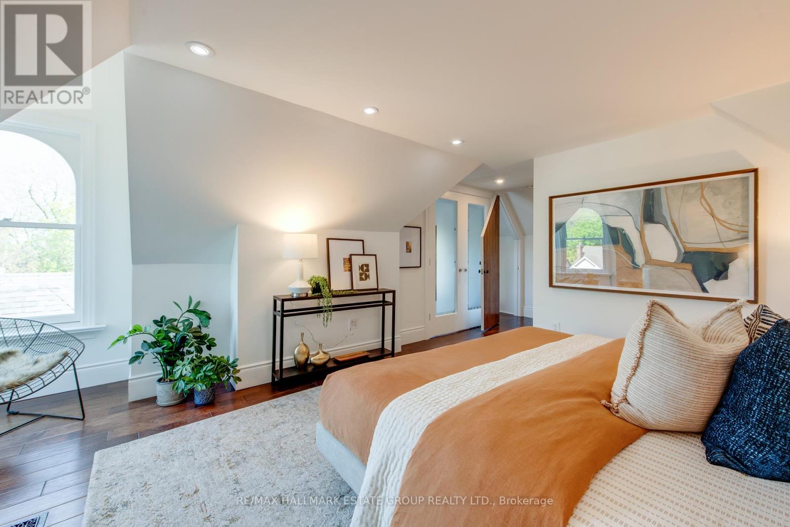 570 Indian Road, Toronto, Ontario  M6P 2C2 - Photo 34 - W12194700